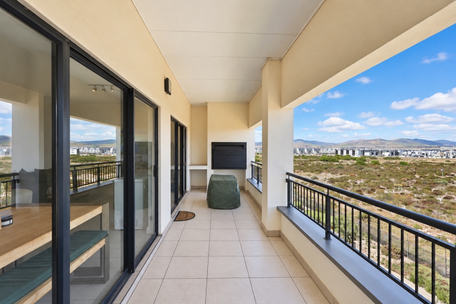 To Let 2 Bedroom Property for Rent in Sandown Western Cape